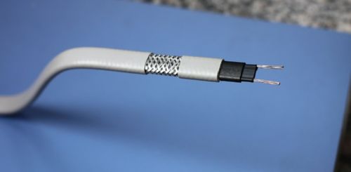 電伴熱帶尾端不連接如何構(gòu)成回路？解析其工作原理與安裝要點(diǎn)